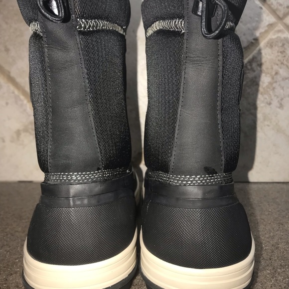 helly hansen framheim snow boots